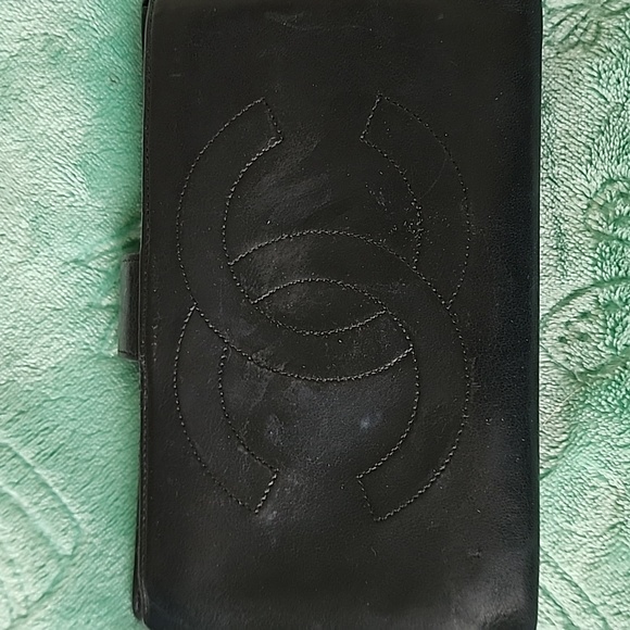 Authentic Black Chanel Wallet - Picture 2 of 13